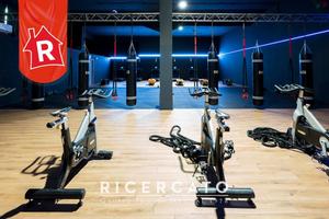 Immobile di 1300 m² a Lecce