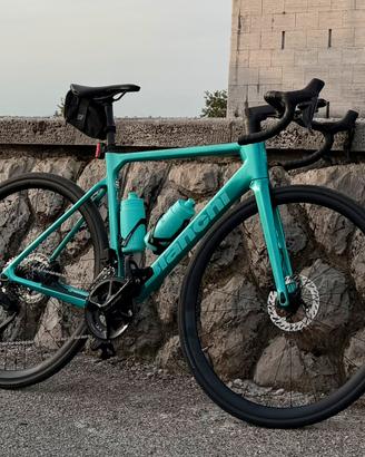 Bianchi Sprint Disc 105 Di2 celeste