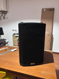 Coppia di casse attive