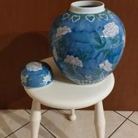 Vaso ceramica con decorazione floreali