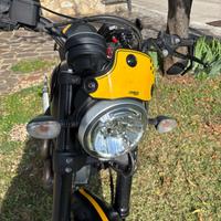 Ducati Scrambler Full throttle 2015