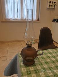 vecchia lanterna in ottone