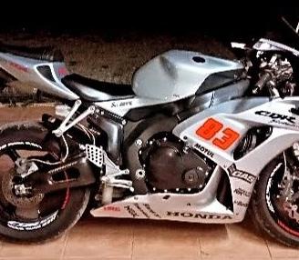 HONDA CBR RR 1000 FIREBLADE SC 57 