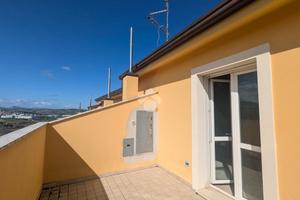 4 LOCALI A CORIANO