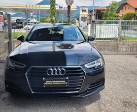 Audi A4 Avant 30 TDI S tronic Business