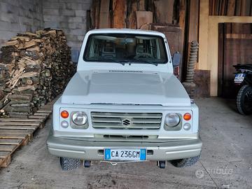 Suzuki samurai