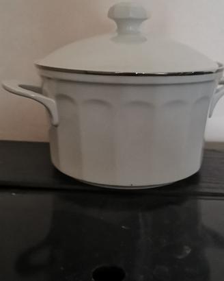 zuppiera in ceramica 