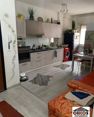 Appartamento di 86 m² con 3 locali e box auto a De