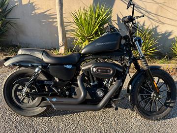Harley Davidson sportster 883