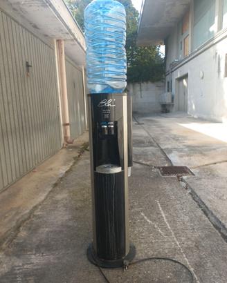 Distributore  erogatore d'acqua boccione Mistral