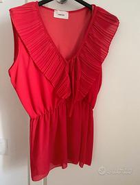 Canotta corallo con scollo a V