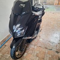 Yamaha t-max 530