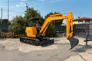 E89 Mini escavatore 40 q IHI 40 JX girosagoma