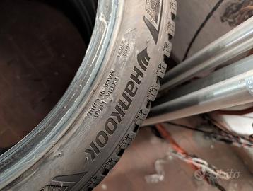 Hankook Winter icept RS3 215/45 R17 91V - DOT 3024