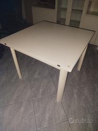 tavolo quadrato 