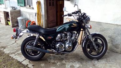 Honda cb 750 custom