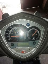 Scooter kymco agility 50 4t R16 2009