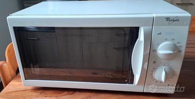 forno a Microonde Whirpool no incasso 