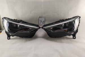 AUDI Q3 83A FULL LED fari fanali destro sinistro