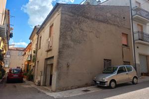 Abitazione con garage in Riccia - zona centrale