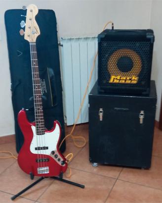 Chitarra basso ed amplificatore