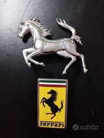 Stemmi originali Ferrari