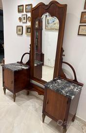 mobile toeletta antica
