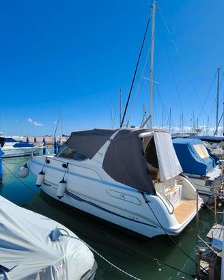 Natante Yama 26, Cantieri Lamberti, 8,5 metri