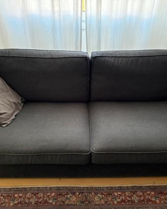 Due divani Kivik 3 posti + Pouf