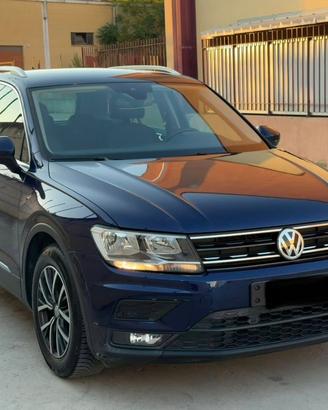 Volkswagen Tiguan 1.6 TDI SCR Urban BlueMotion Tec