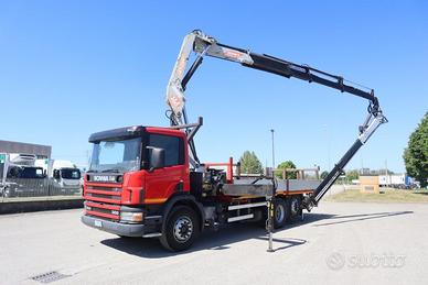 SCANIA 94D 300 CASSONE FISSO CON GRU PM