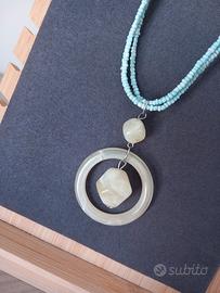 collana e mono orecchino 