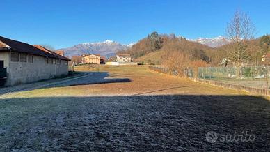 Terreno di 11070 m² a Vigliano Biellese