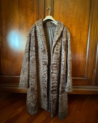 Nuovo cappotto di Brashman