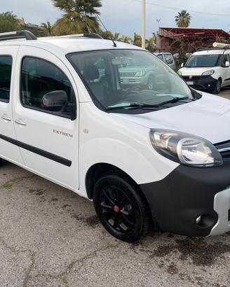 Renault Kangoo d.c.i. 5.--p.o.s.t.i.