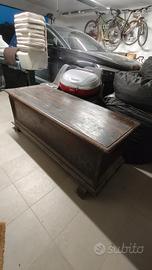 Cassapanca antica in legno 