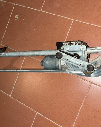 Motorino tergicristalli golf 7