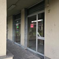 Locale in zona altamente commerciale