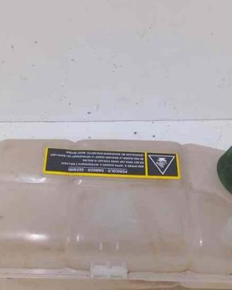 vaschetta liquido radiatore Alfa 156