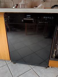 Lavapiatti Siemens Black Edition 12 coperti