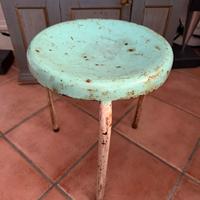 Sgabello vintage in ferro