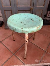 Sgabello vintage in ferro