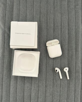 Apple AirPods 1 usate come nuove