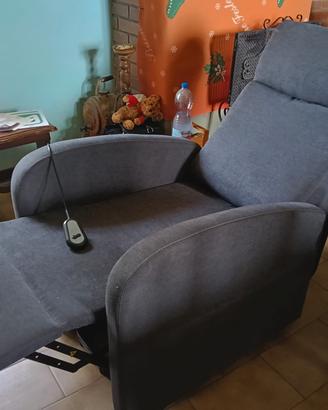 Poltrona alzapersona