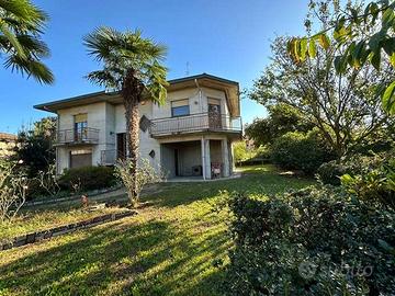 Casa Singola a Taino