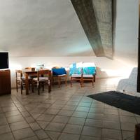 Confortevole Mansarda Santa Giusta o stanza