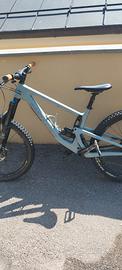 Santa Cruz Bronson c 2021 - 27,5 taglia M