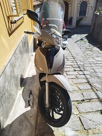 Kymco people 125