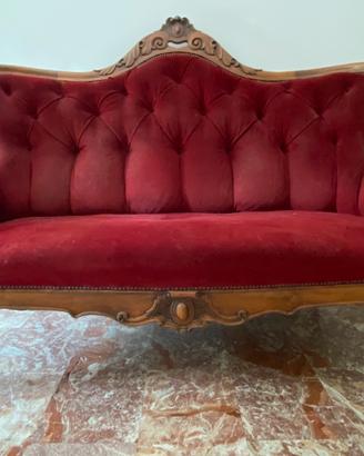 Divano noce stile Luigi Filippo velluto rosso