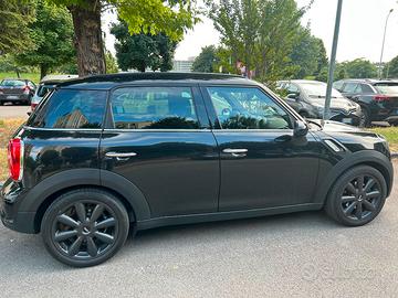 Mini countryman SD ALL BLACK